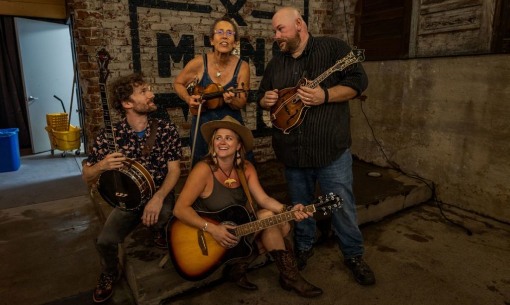 The Dirty French Broads: Album Release Show 8 The 383391667476675