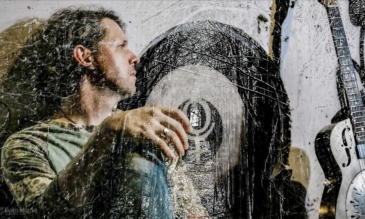Patio Show: Evan Horne